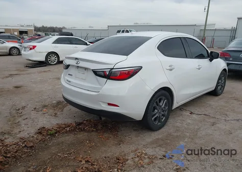 2019 Toyota Yaris Le из США, поврежденный, VIN 3MYDLBYV4KY502654